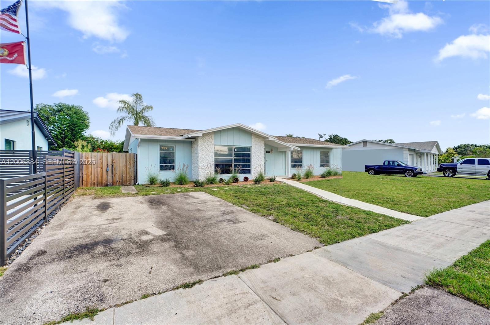 DEVON-AIRE ESTATES SEC 3 - Residential