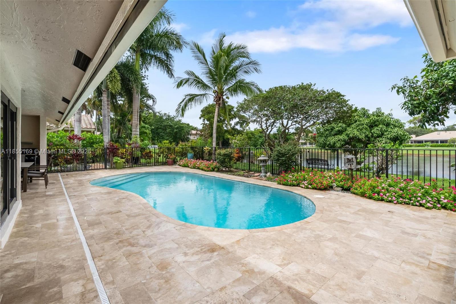 WOODLANDS SEC 1 - Residential Lease