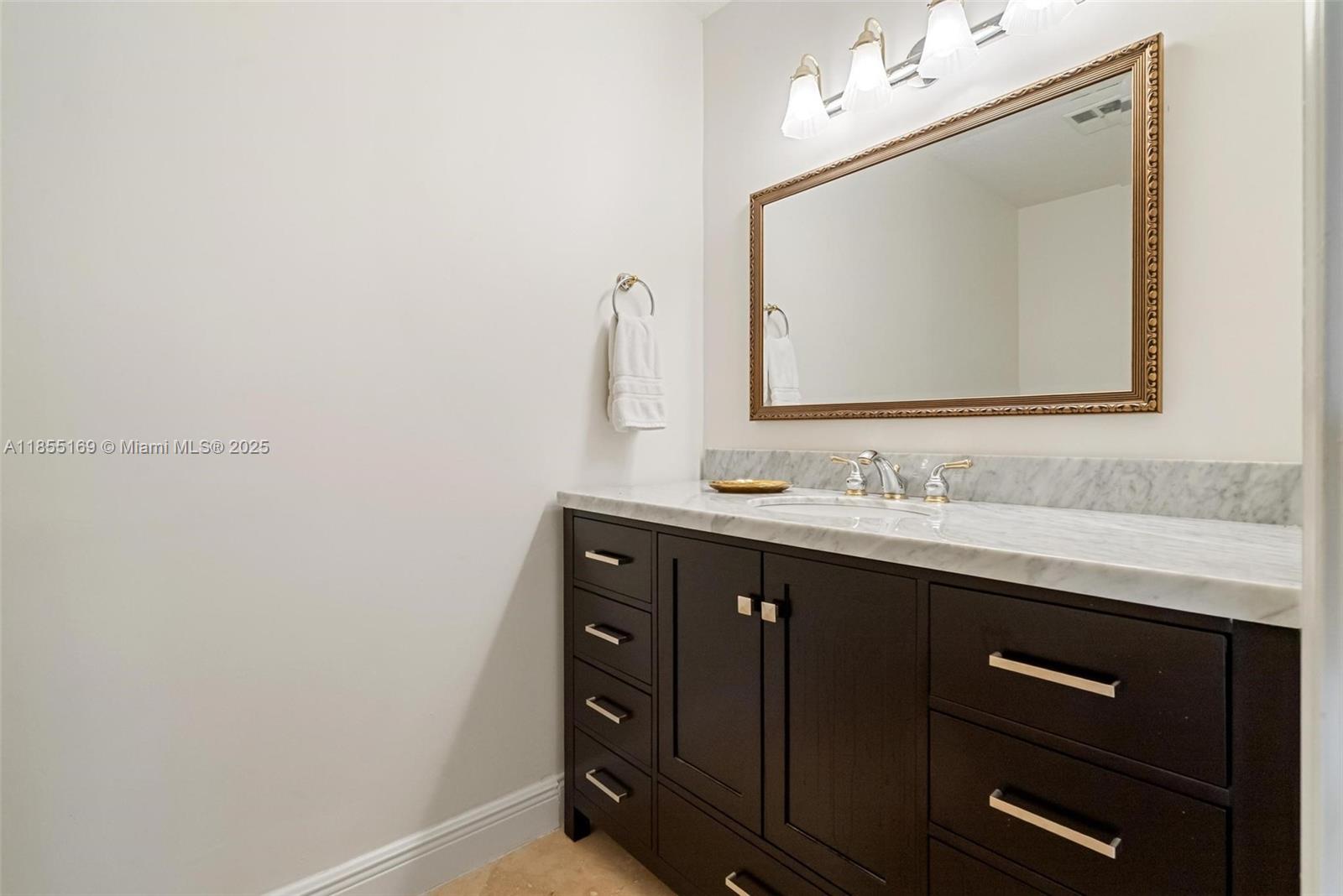 WOODLANDS SEC 1 - Residential Lease