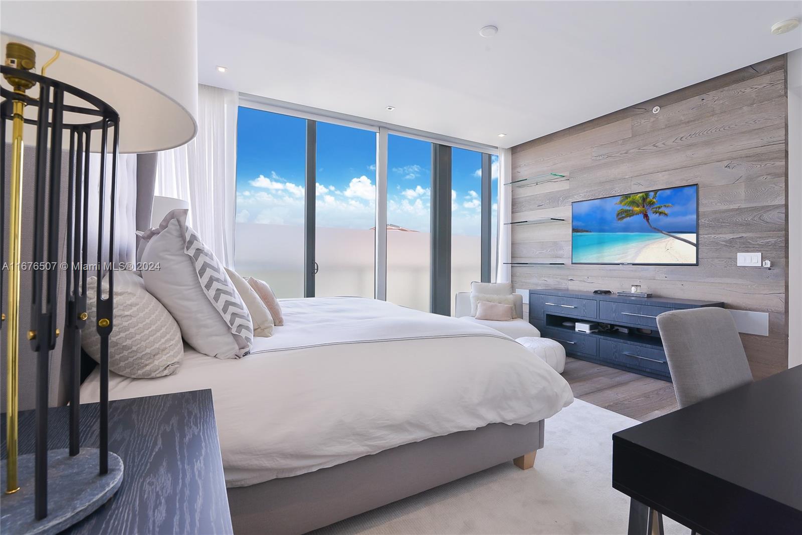 OCEAN SEVEN CONOMINIUMS - Residential