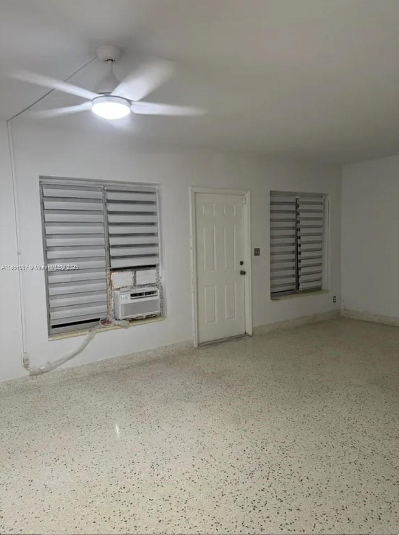 HOLLEMAN PARK - Residential Income