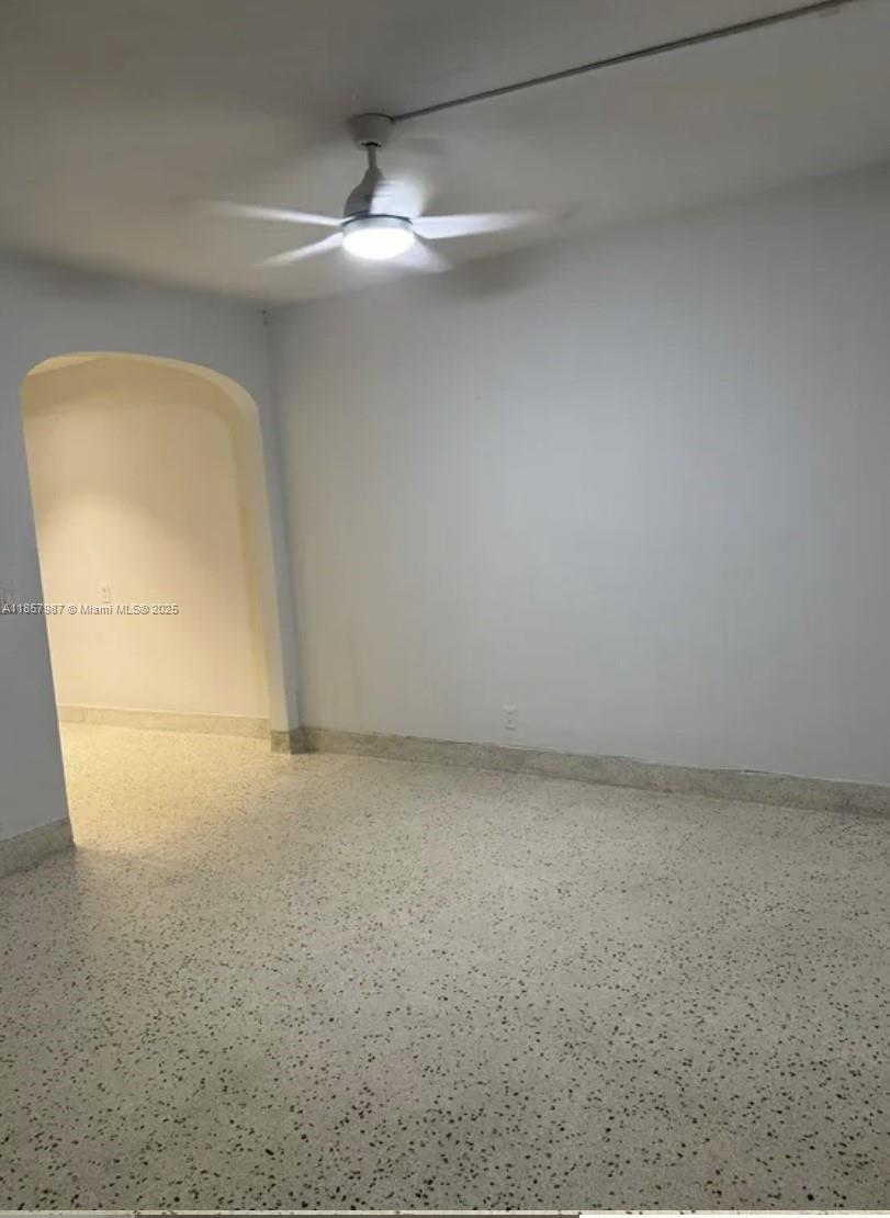 HOLLEMAN PARK - Residential Income