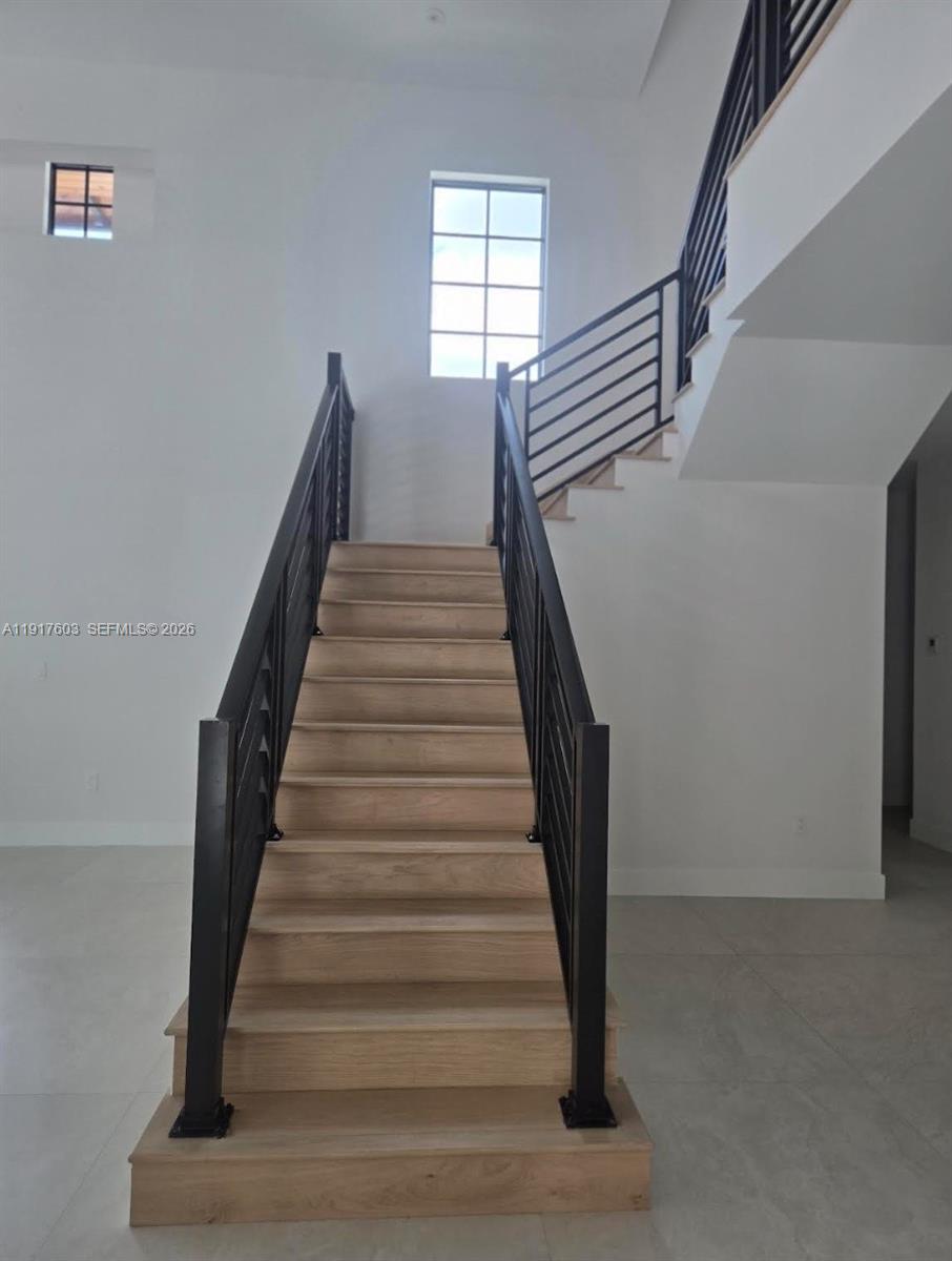1221 Anastasia Ave