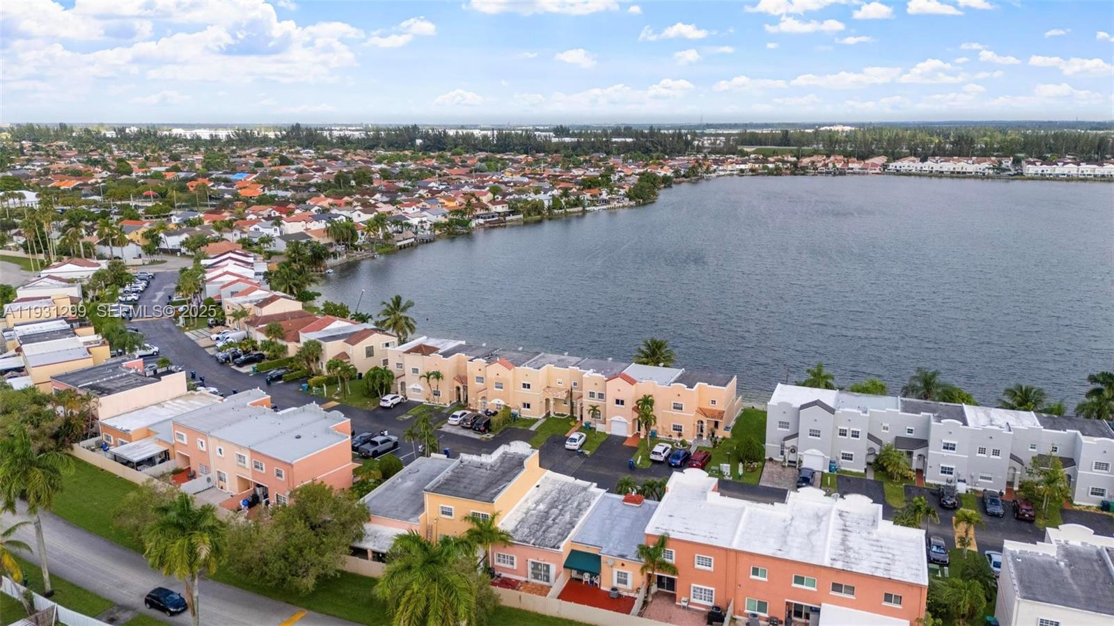 LAKE POINTE SEC 1 - Residential Lease