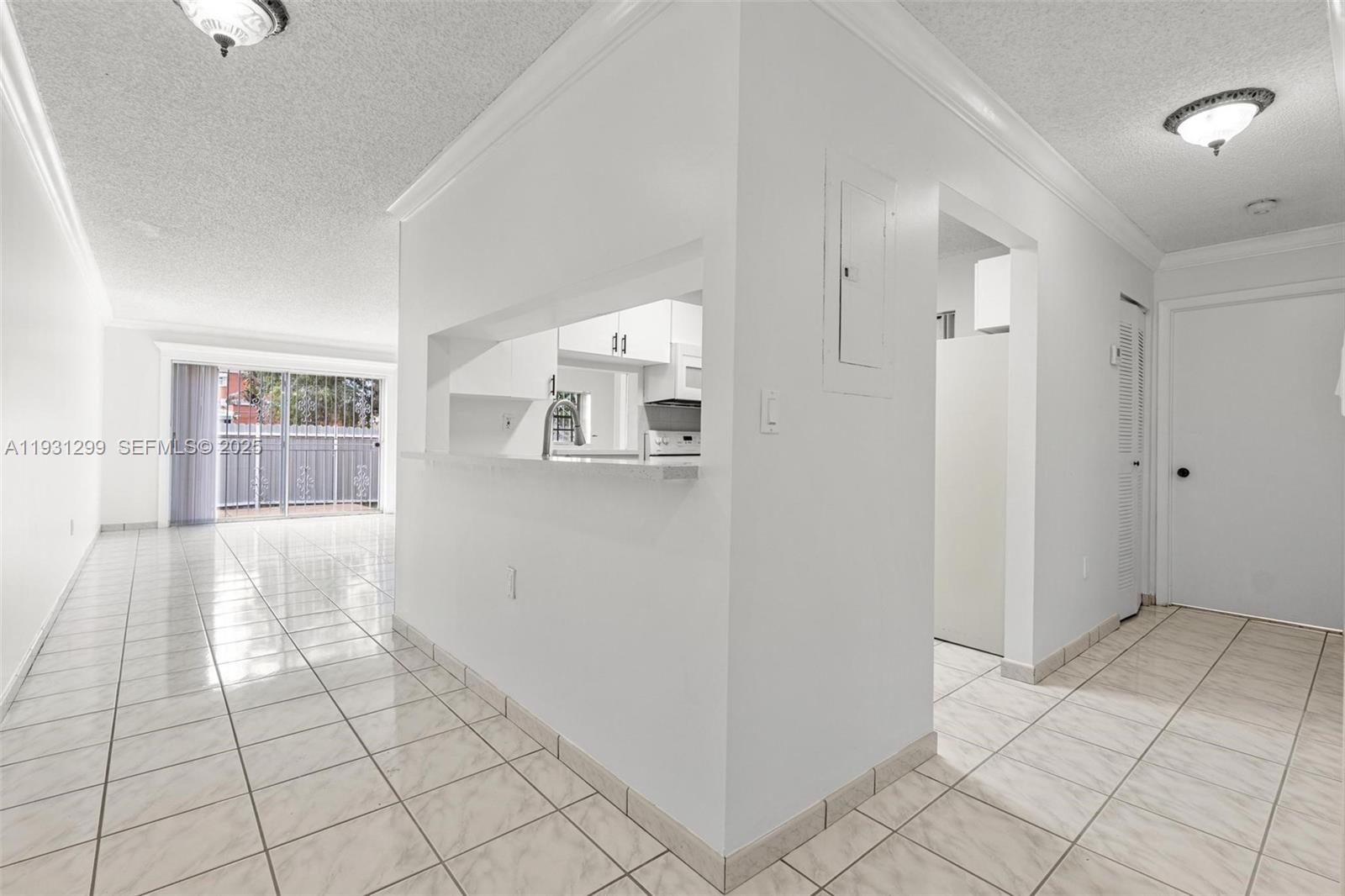 LAKE POINTE SEC 1 - Residential Lease