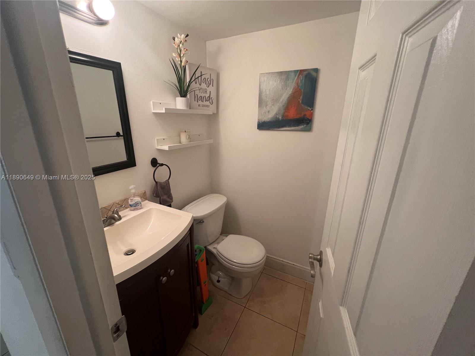 VALENCIA VILLAGE CONDO PH - Residential