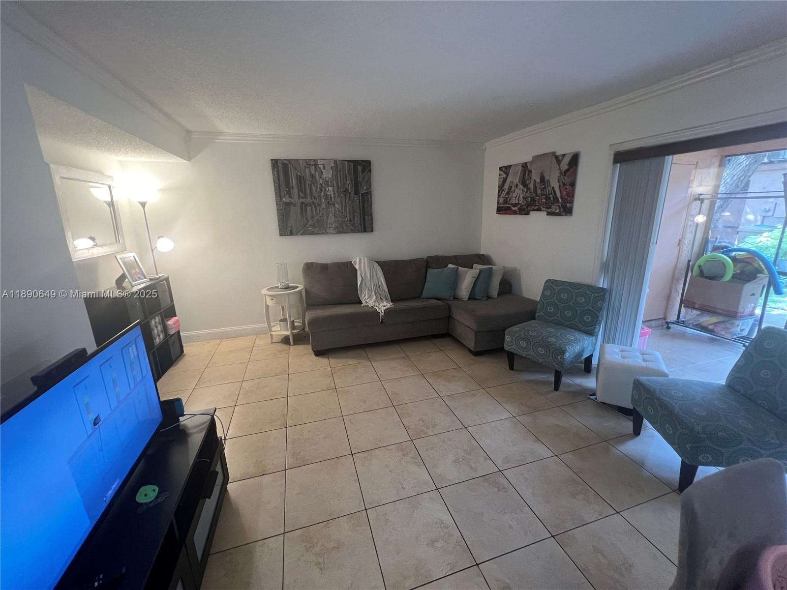VALENCIA VILLAGE CONDO PH - Residential