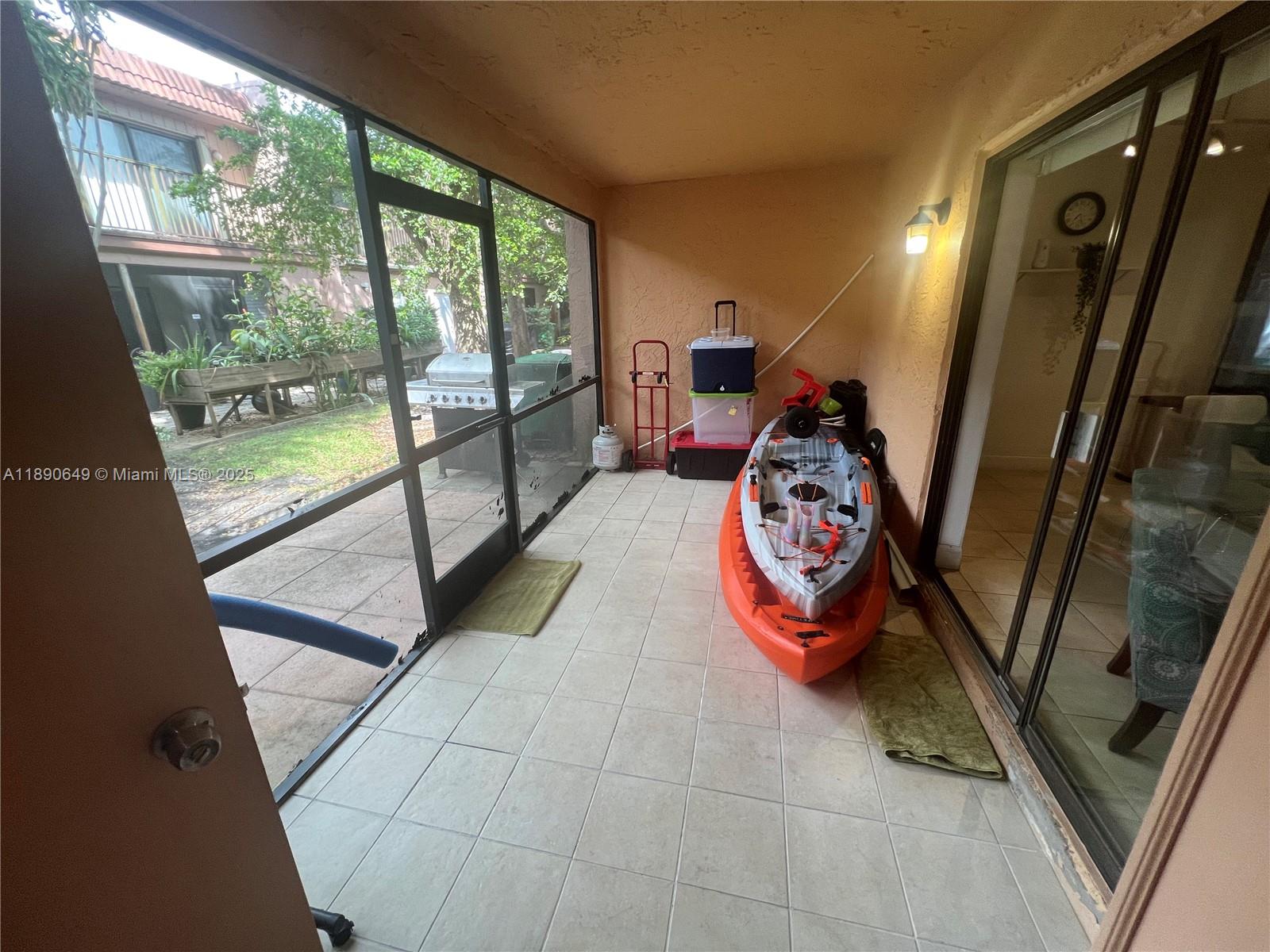 VALENCIA VILLAGE CONDO PH - Residential