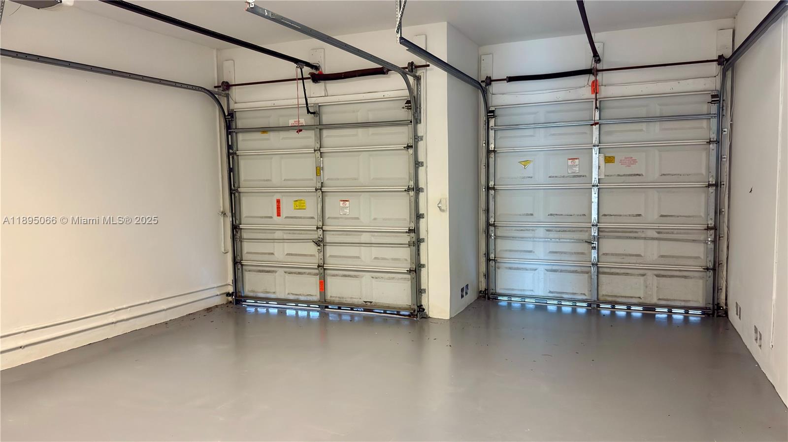 LAUDERDALE - Residential Lease