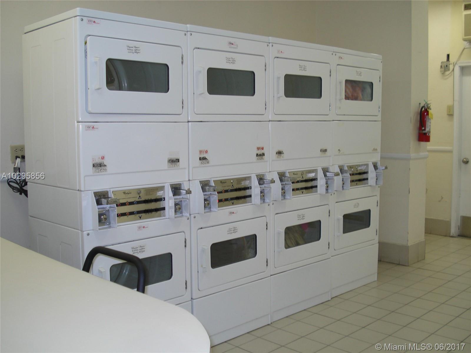 IMPERIAL TOWERS APTS COND - Residential Lease