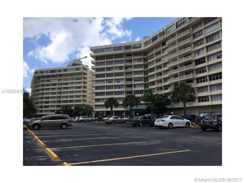 IMPERIAL TOWERS APTS COND - Residential Lease
