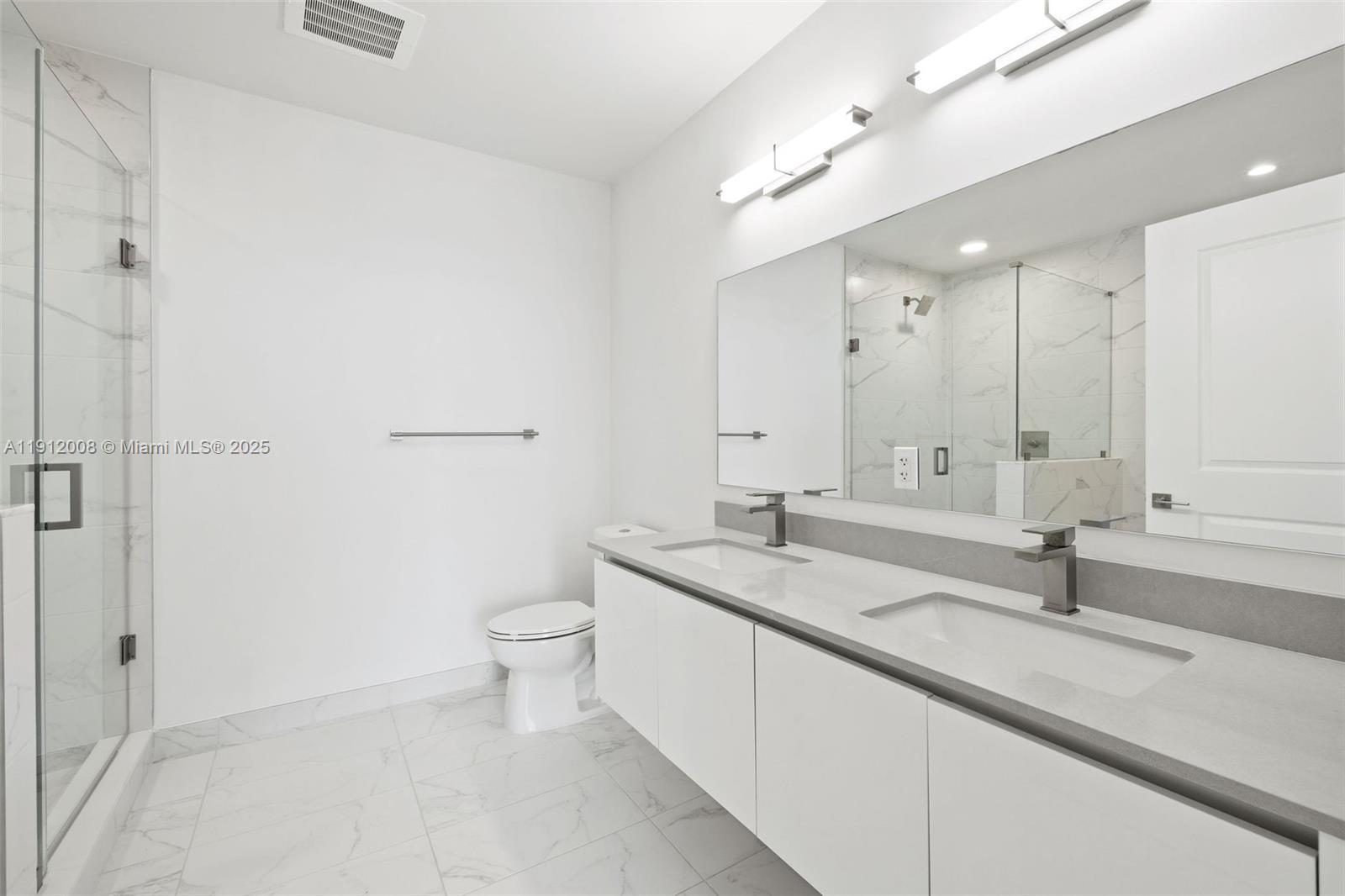 Slate Hallandale - Residential Lease