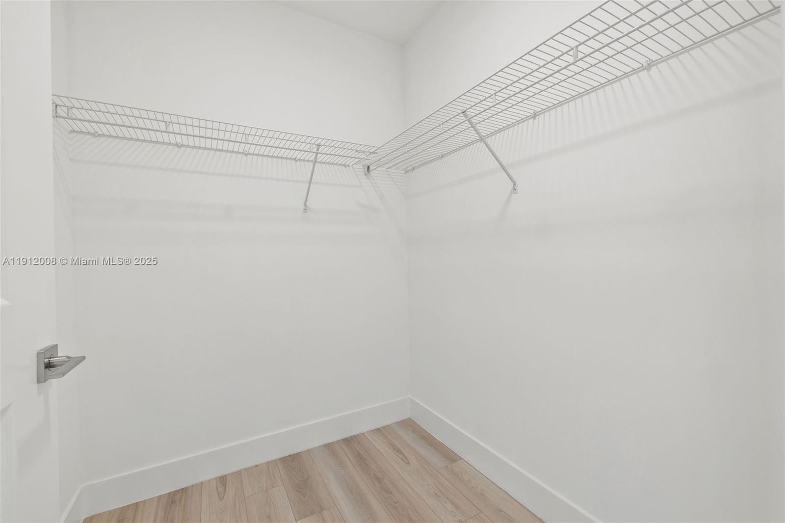 Slate Hallandale - Residential Lease