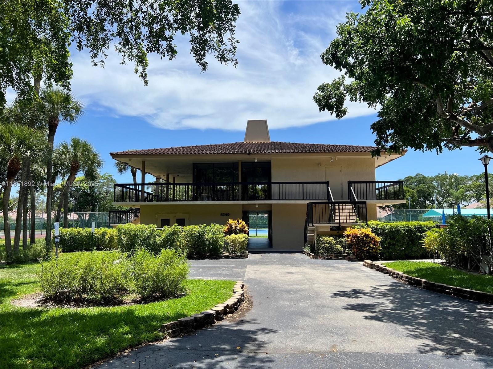 BOCA TEECA CONDO 10 - Residential Lease