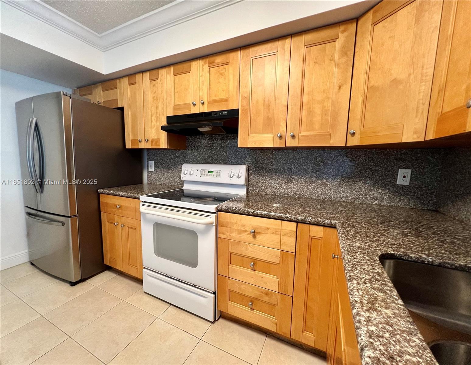 BOCA TEECA CONDO 10 - Residential Lease