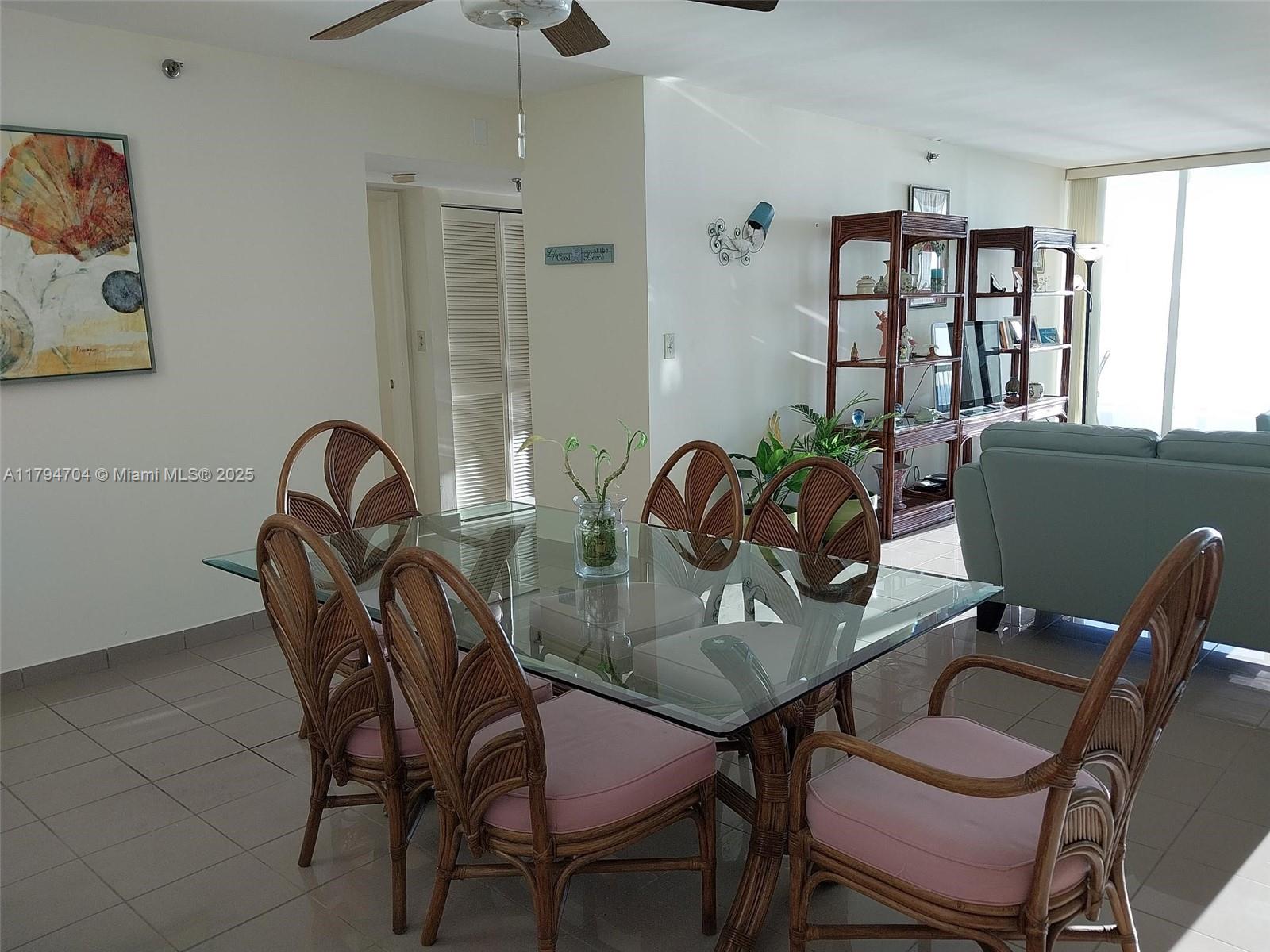 MARBELLA CONDO - Residential