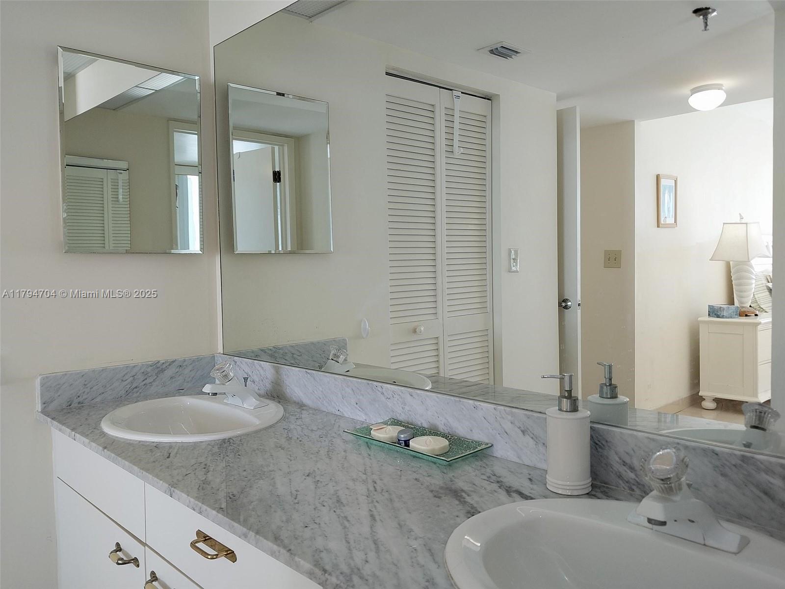 MARBELLA CONDO - Residential