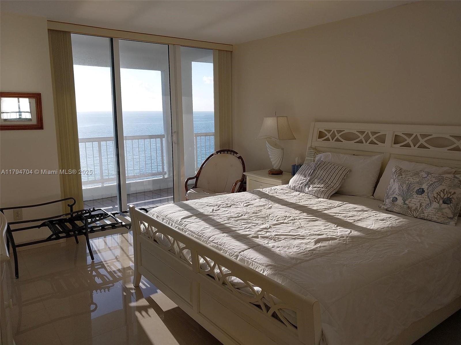 MARBELLA CONDO - Residential