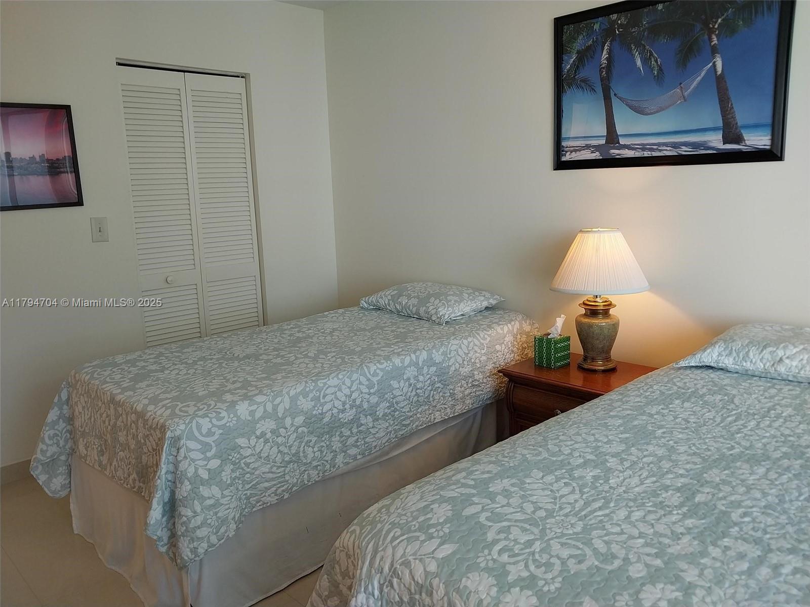 MARBELLA CONDO - Residential