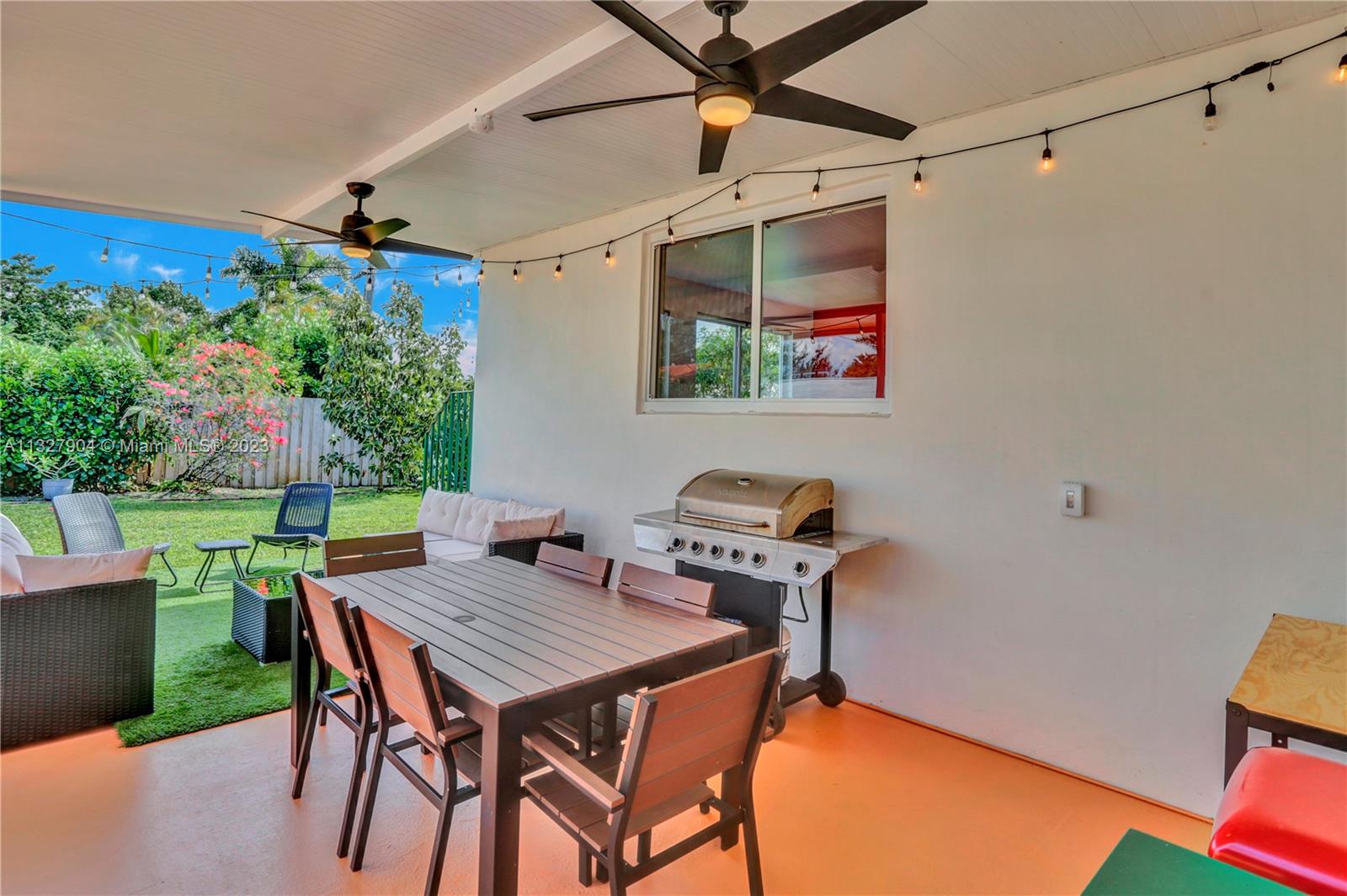 DURHAM ESTATES - Residential