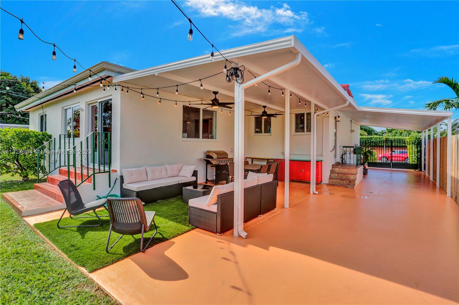 DURHAM ESTATES - Residential