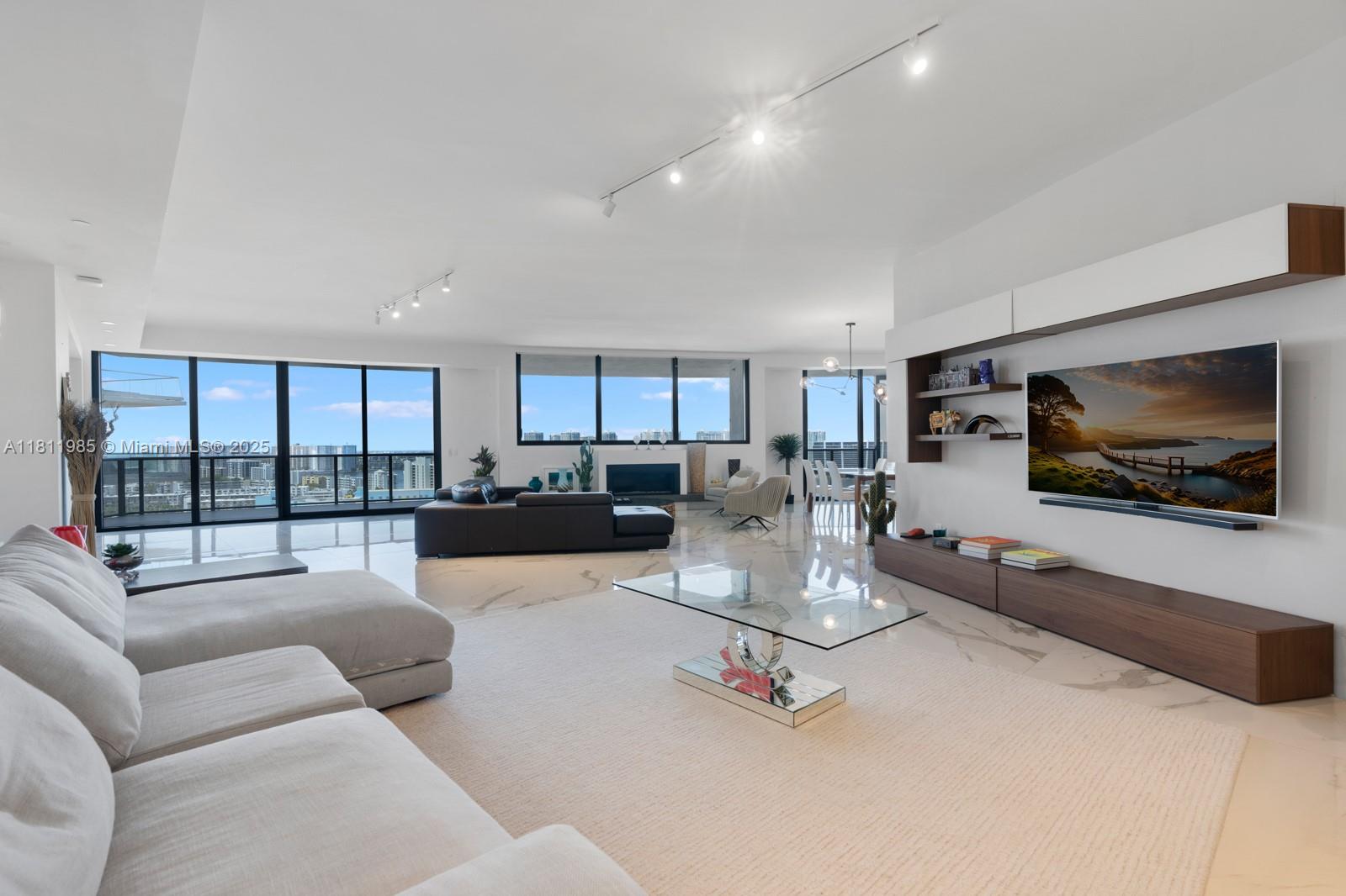 18555 Collins Ave 1703, Sunny Isles Beach, Miami-Dade County, Florida - 4 Bedrooms  
5 Bathrooms - 
