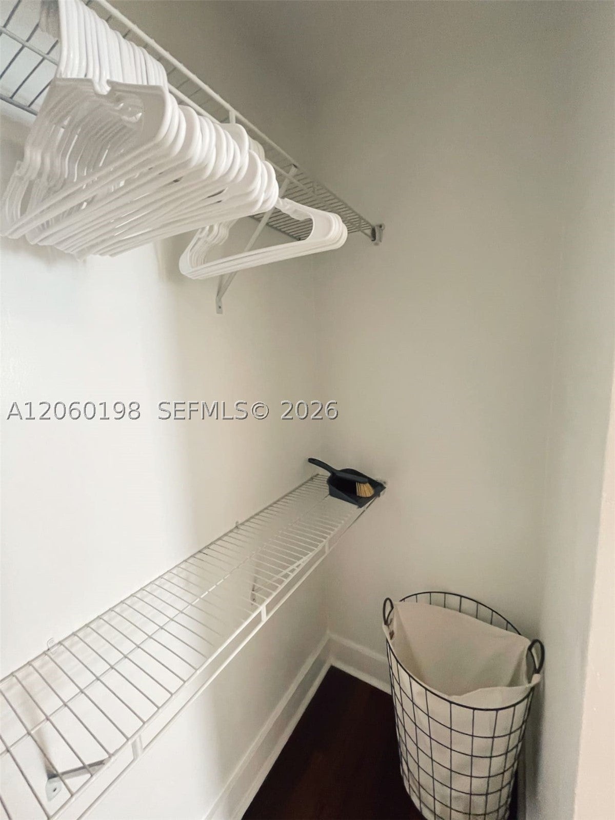 274 NW 32nd St 1