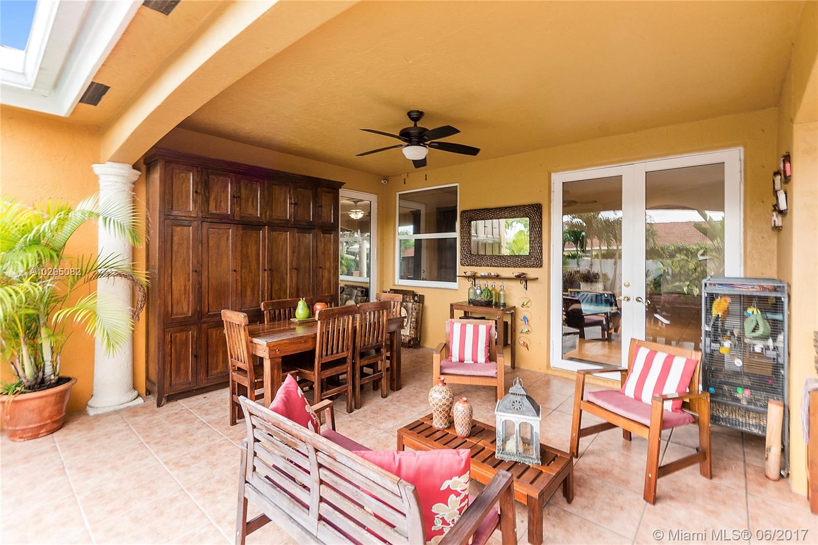 CRESTVIEW LAKES - Residential