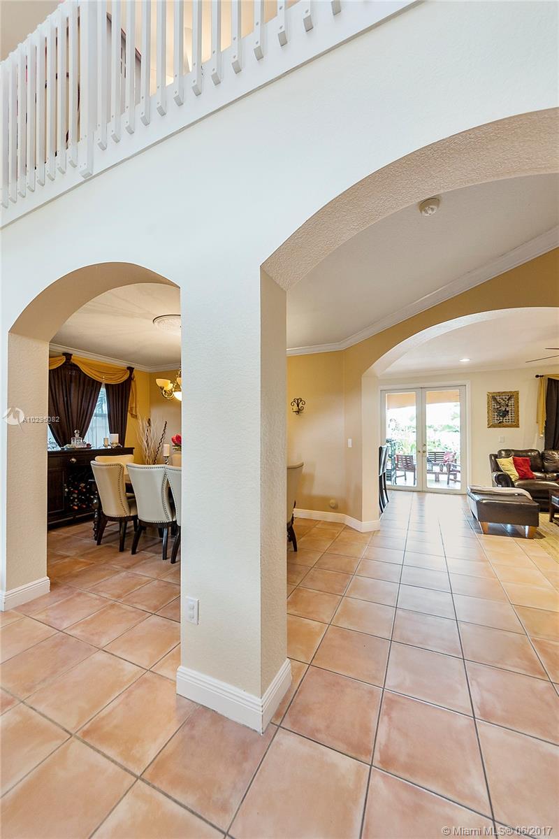 CRESTVIEW LAKES - Residential