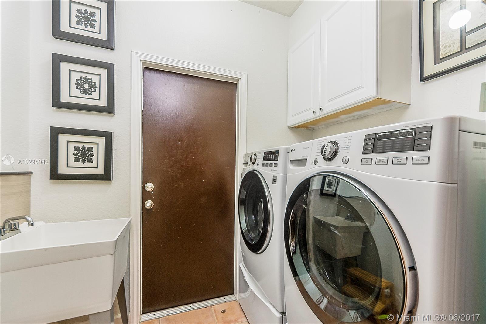 CRESTVIEW LAKES - Residential