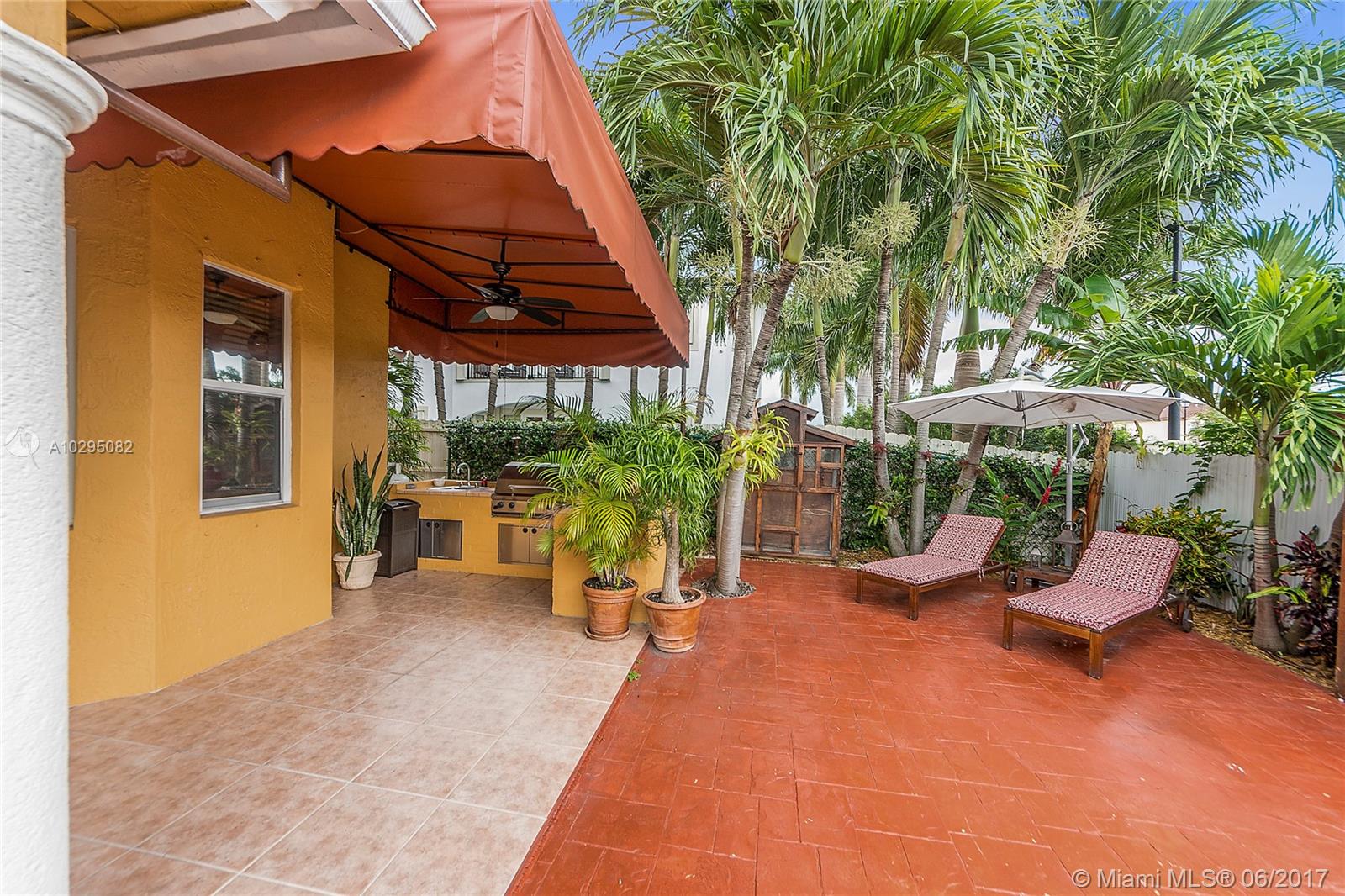 CRESTVIEW LAKES - Residential