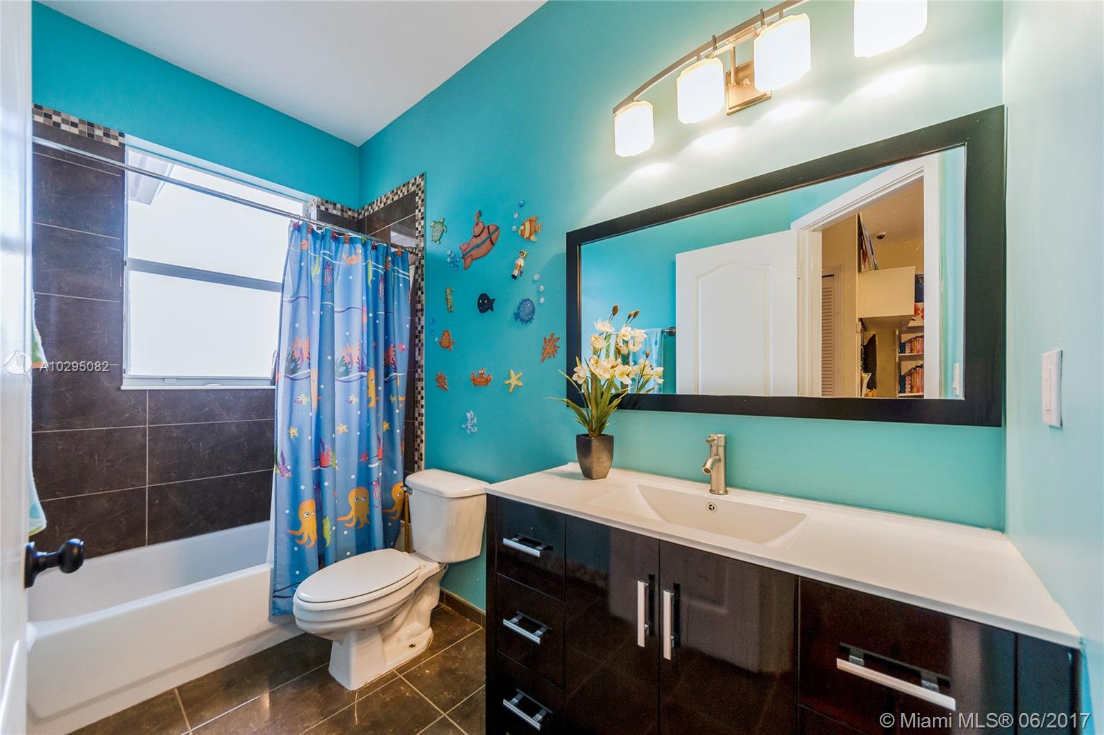 CRESTVIEW LAKES - Residential