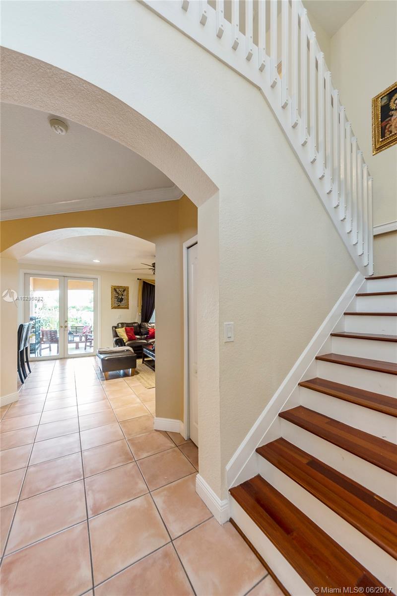 CRESTVIEW LAKES - Residential