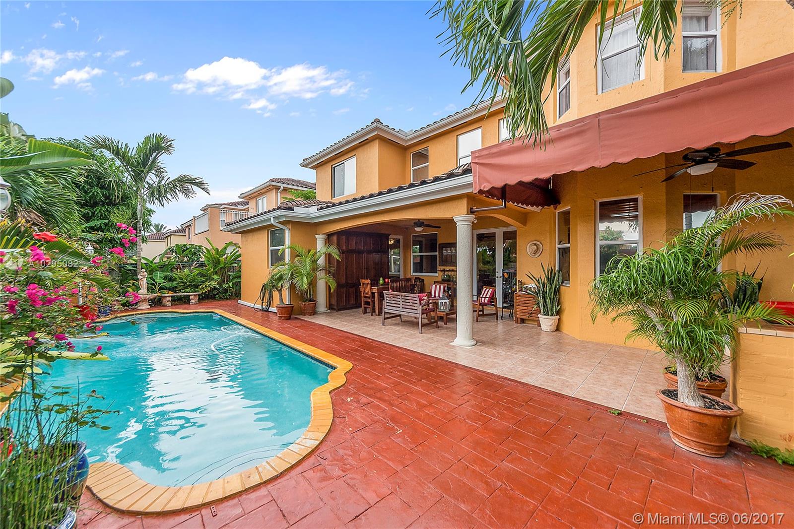 CRESTVIEW LAKES - Residential