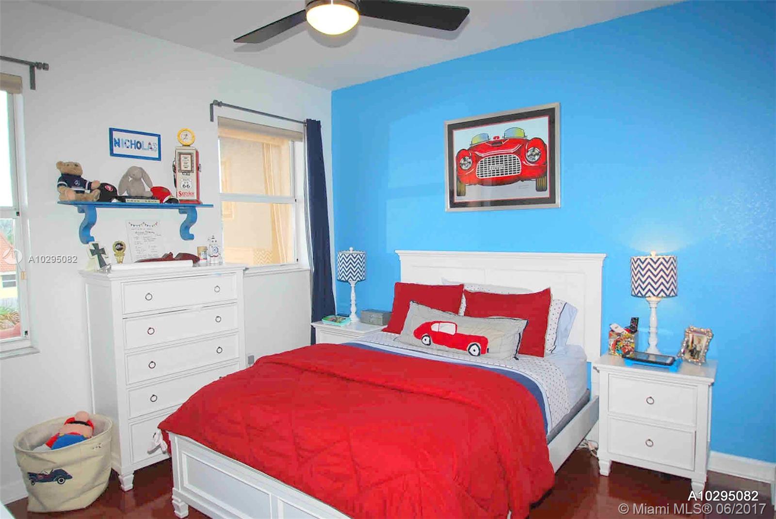 CRESTVIEW LAKES - Residential