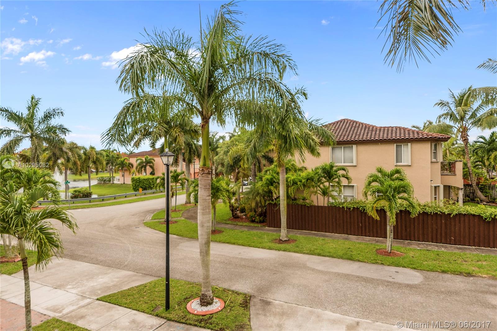 CRESTVIEW LAKES - Residential