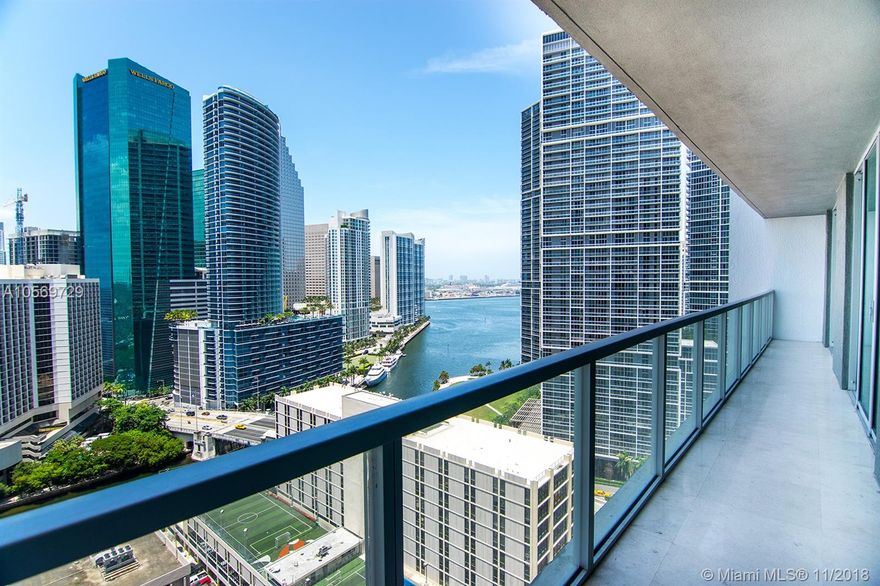 BEAUTIFUL 2 BEDROOMS AND 2 BATHROOMS AT 500 BRICKELL WEST TOWER, WITH AWESOME VIEWS TO THE BAY AND THE CITY FROM LIVING ROOM.NICE PORCELAIN FLOORS IN LIVING AND BEDROOM. KITCHEN WITH TOP OF THE LINE STAINLESS STEEL APPLIANCES, GRANITE COUNTER TOPS, MARBLE BATHS. THE BUILDING OFFERS AMENITIES LIKE: CLUB ROOM, ROOD TOP POOL, THEATER, FITNESS CENTER W/SPA, WINE CELLAR AND MORE. AMAZING LOCATION! CENTRALLY LOCATED, WALKING DISTANCE TO BRICKELL CITI CENTRE, CLOSE TO MARY BRICKELL VILLAGE, DOWNTOWN MIAMI AND MORE!!! GREAT OPPORTUNITY TO LIVE IN THE HEART OF MIAMI FINANCIAL DISTRICT!!! SLICK CONTEMPORARY DESIGN FOR THE FULL SERVICE BUILDING. 24 HRS. SECURITY.