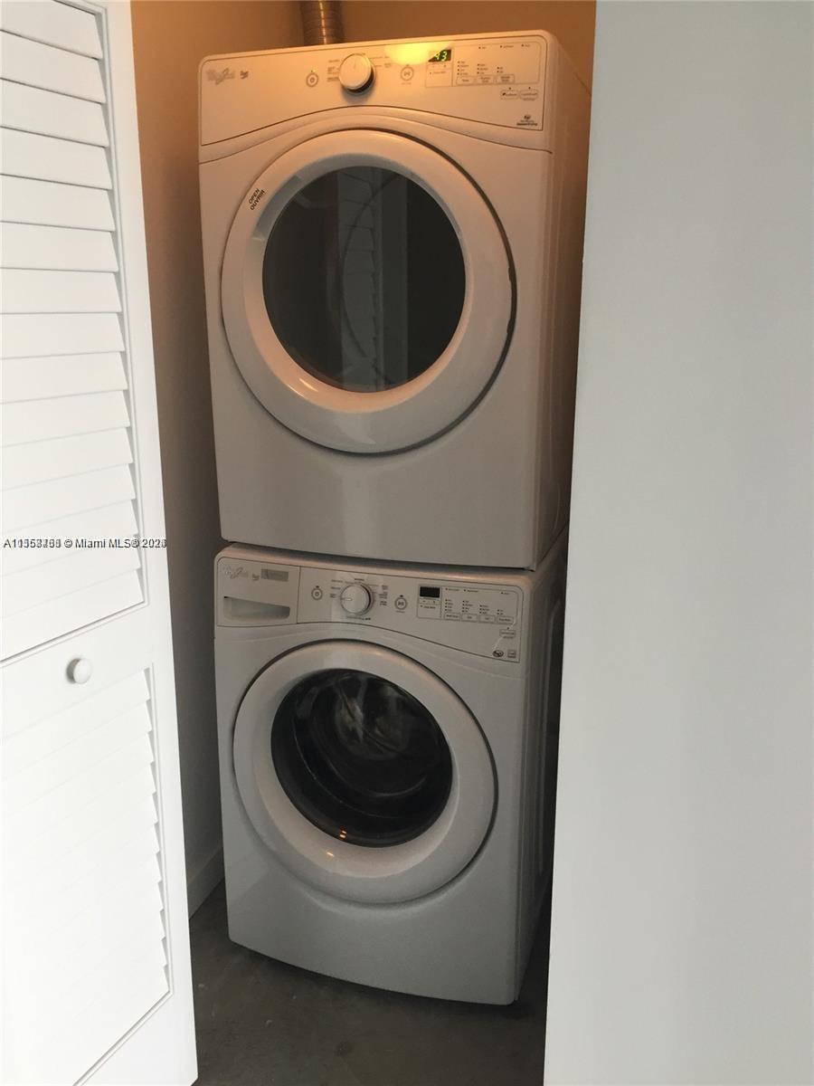 CENTRO CONDO - Residential