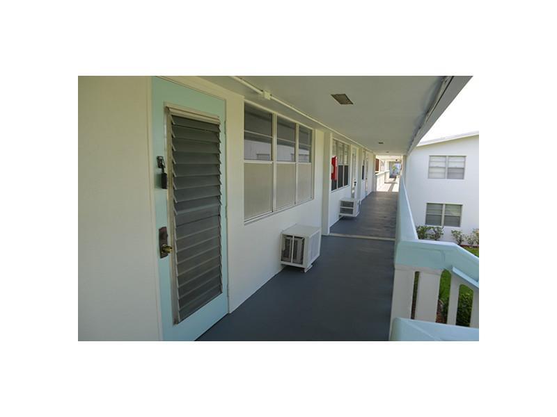 UPMINSTER C CONDO - Residential Lease