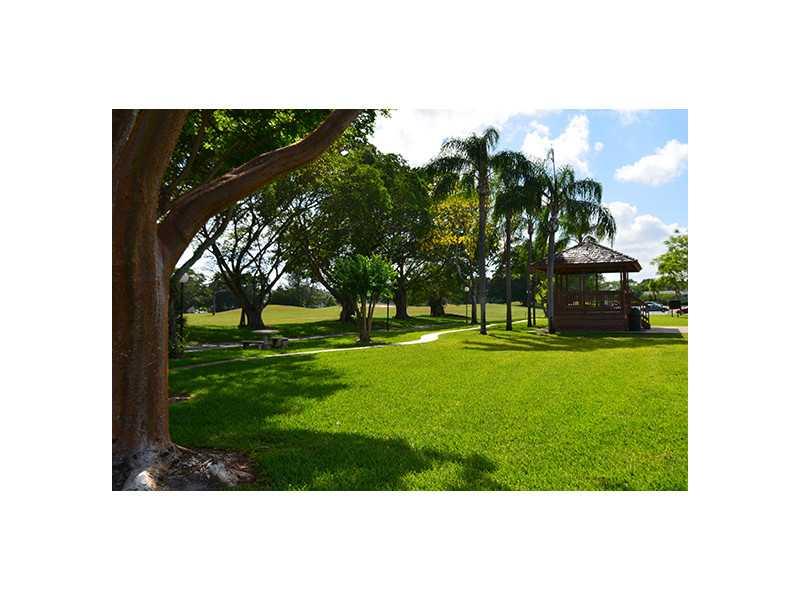 UPMINSTER C CONDO - Residential Lease