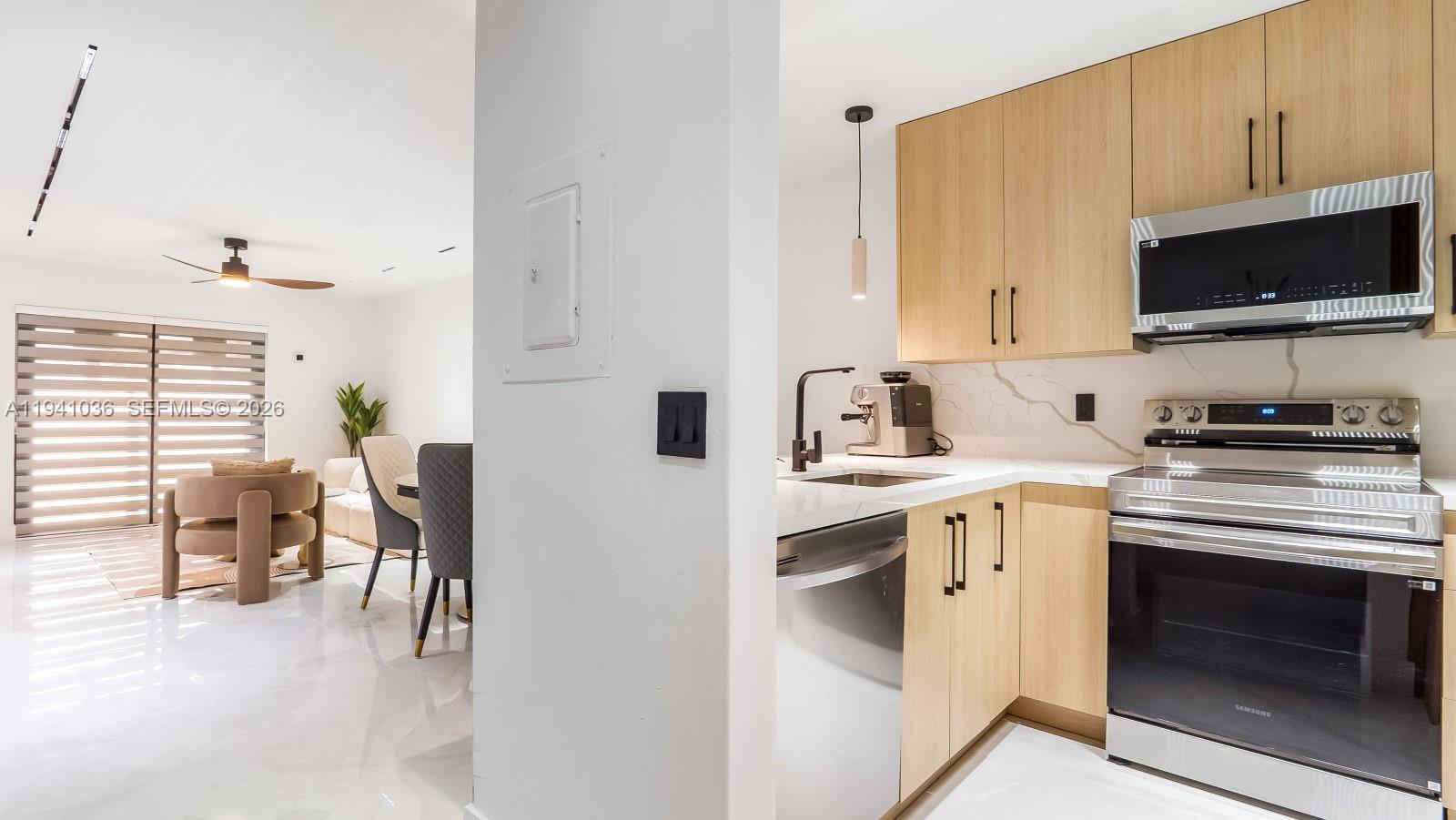 SUNRISE GOLF VILLAGE SEC - Residential