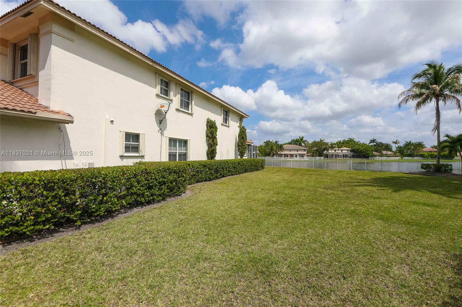 SECTOR 2-PARCELS 11 27 28 - Residential