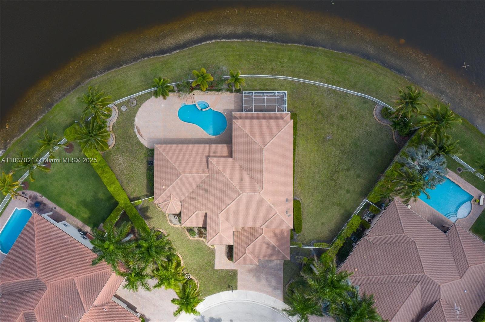 934 Gulfstream Ct