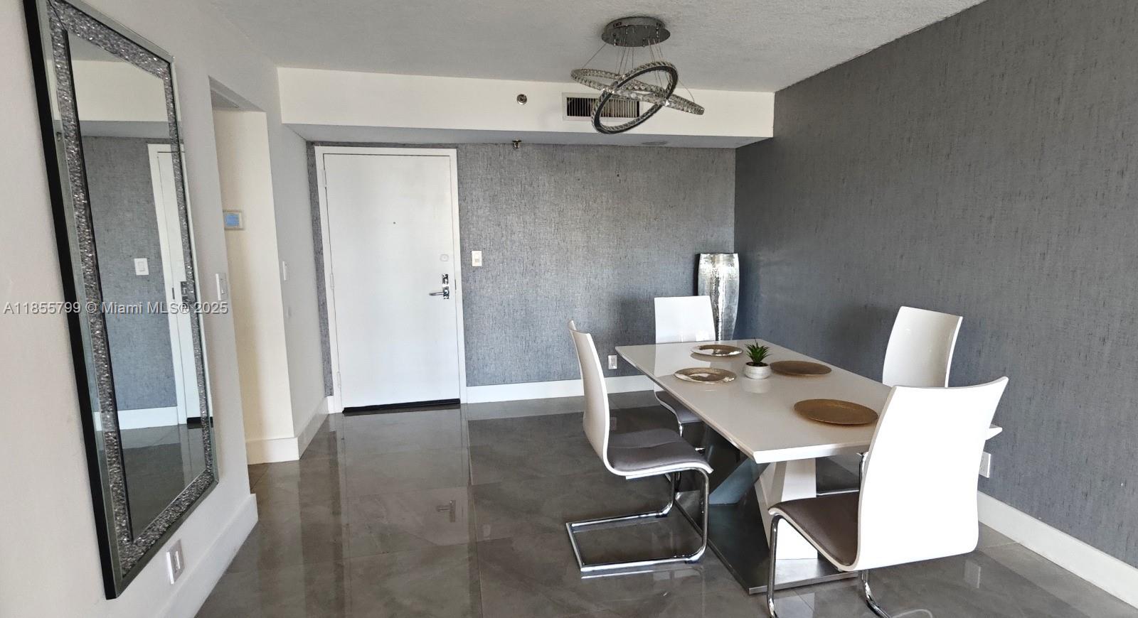 PARC CENTRAL AVENTURA - Residential