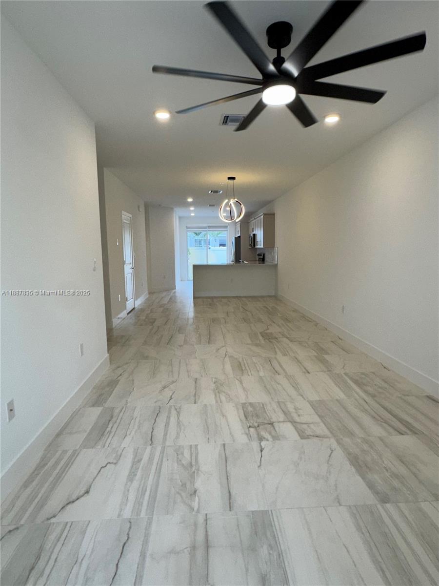 MERRICK SQUARE - Residential Lease