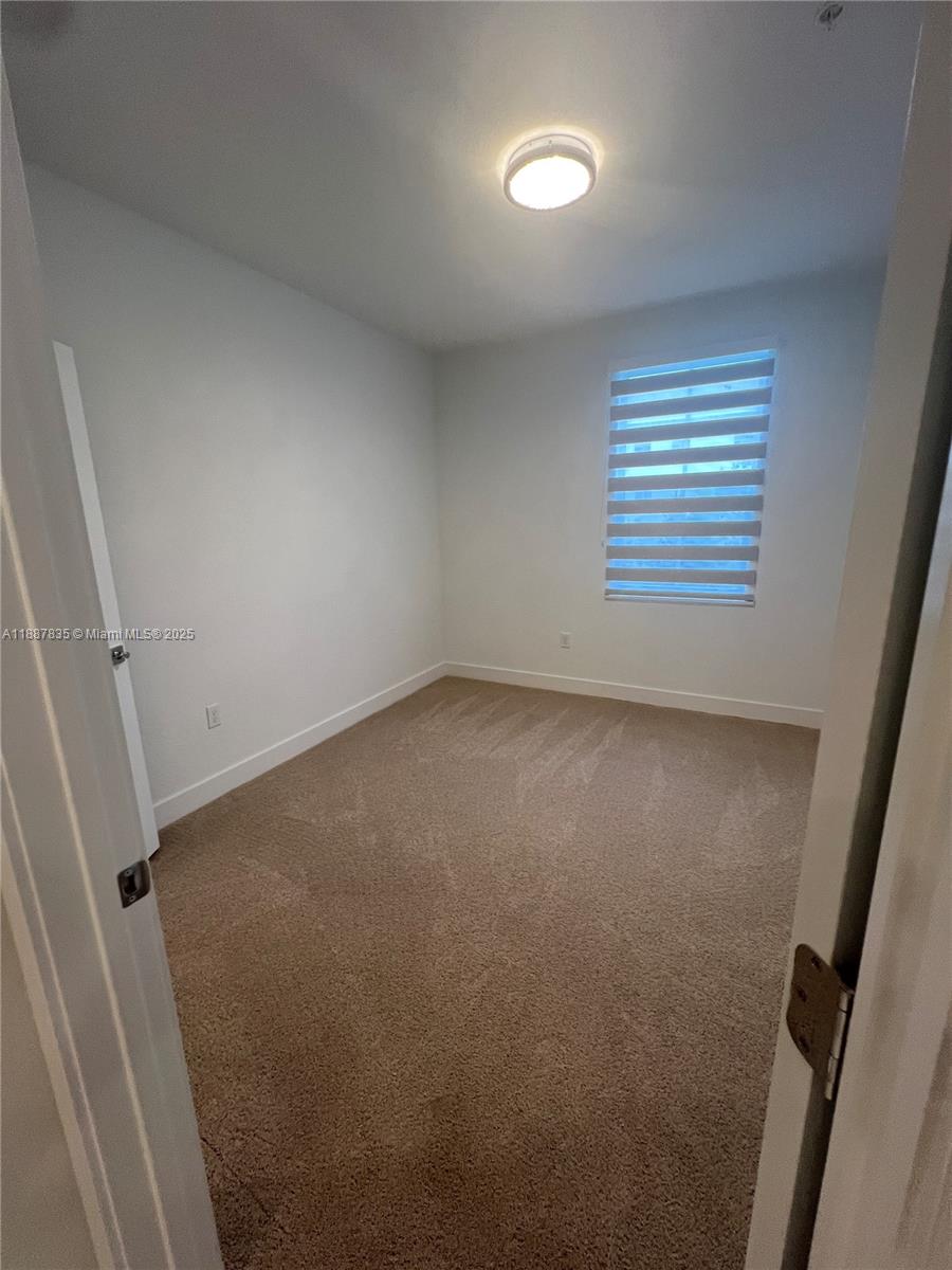 MERRICK SQUARE - Residential Lease