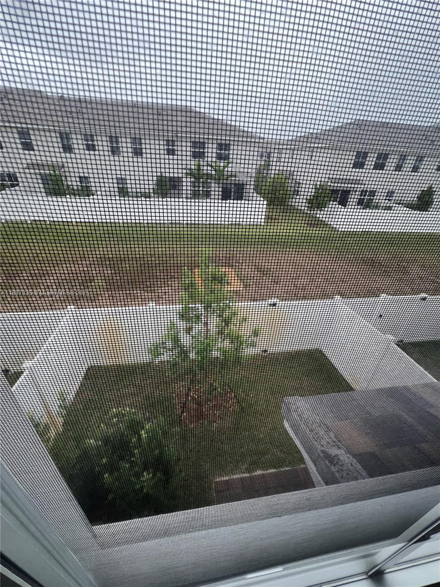 MERRICK SQUARE - Residential Lease