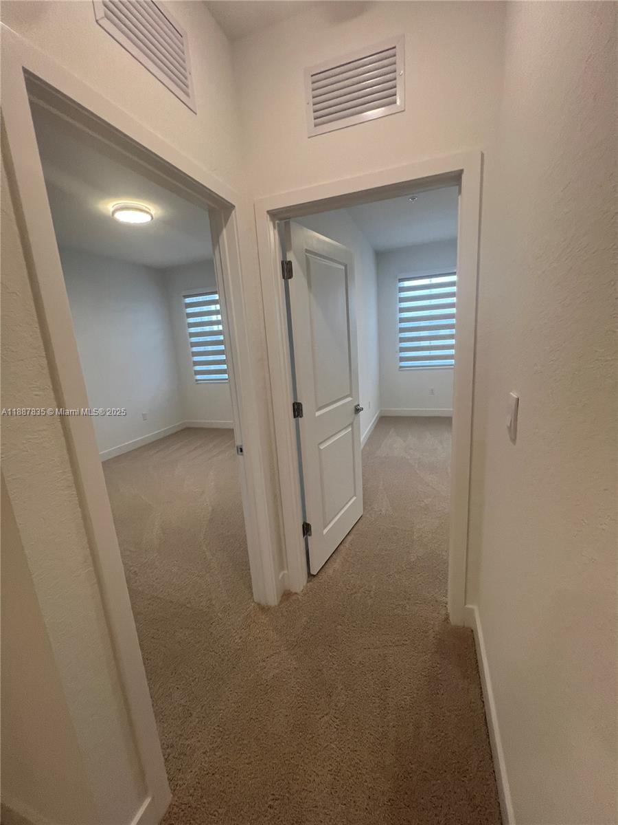 MERRICK SQUARE - Residential Lease