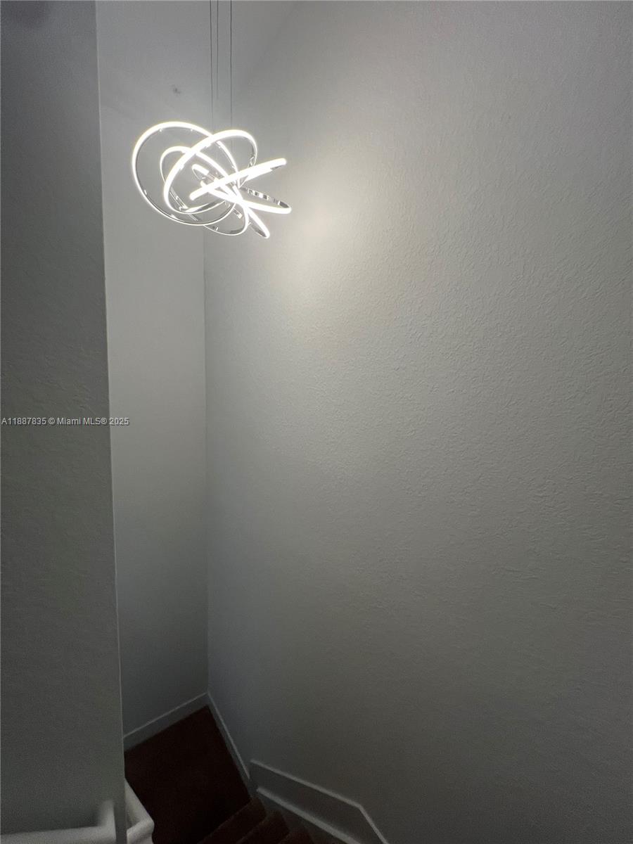 MERRICK SQUARE - Residential Lease