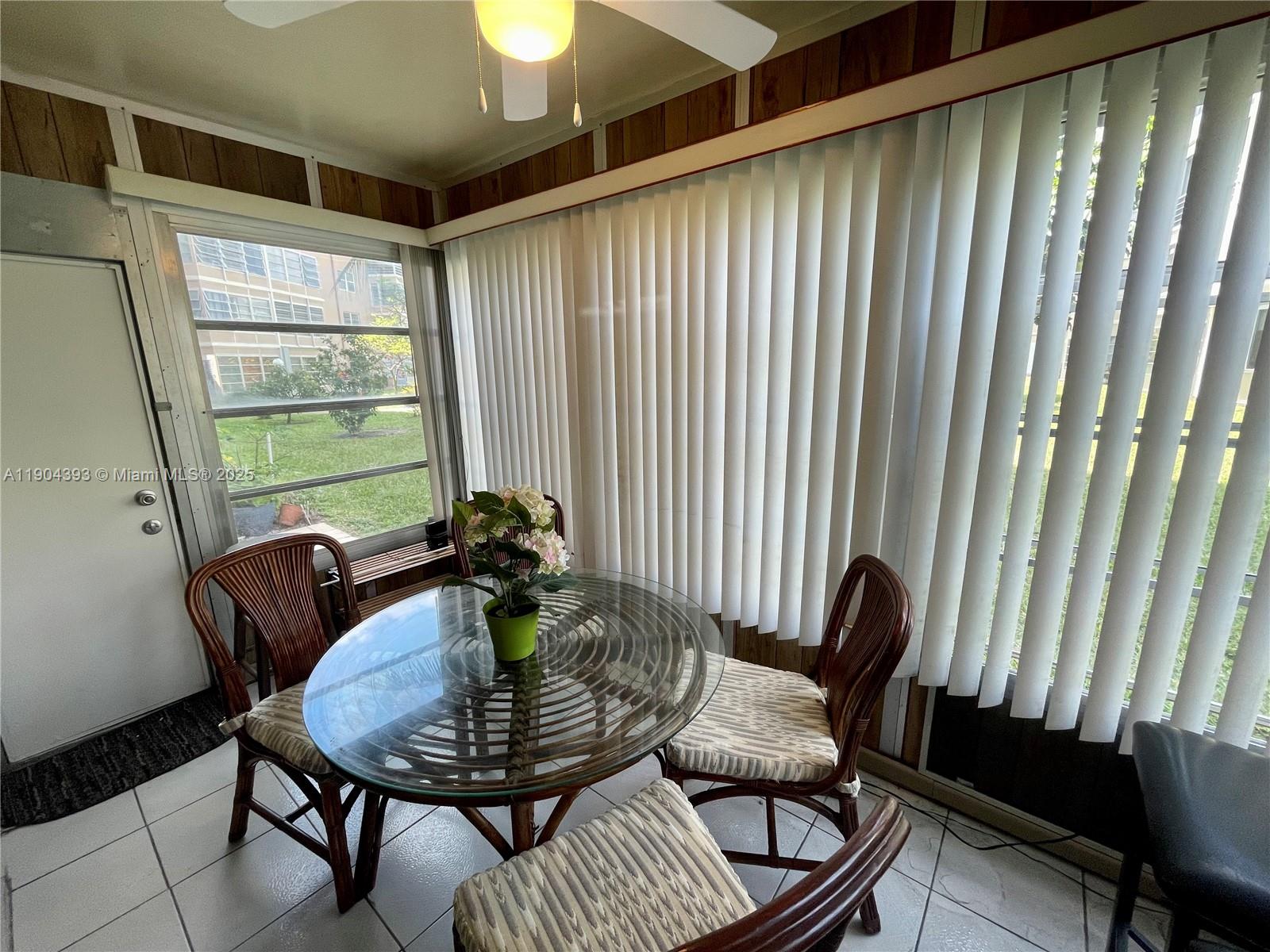 LAUDERDALE OAKS CONDO XI - Residential Lease